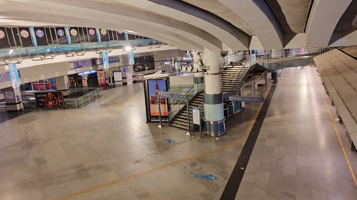 Rajiv chowk metro station photos